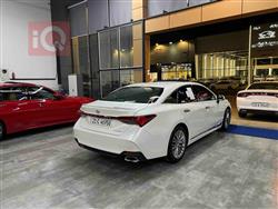 تويوتا أفالون